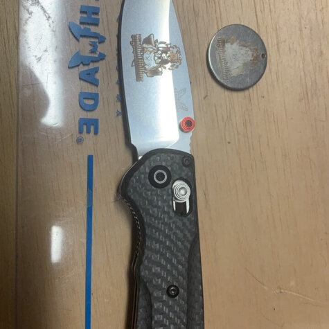 knife engraving 2