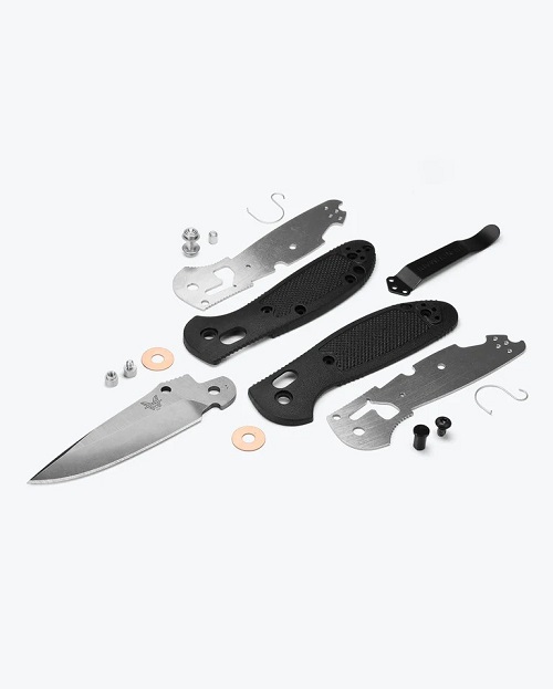 556-S30V Mini Griptilian® | Black Grivory® | Drop-point - Image 5